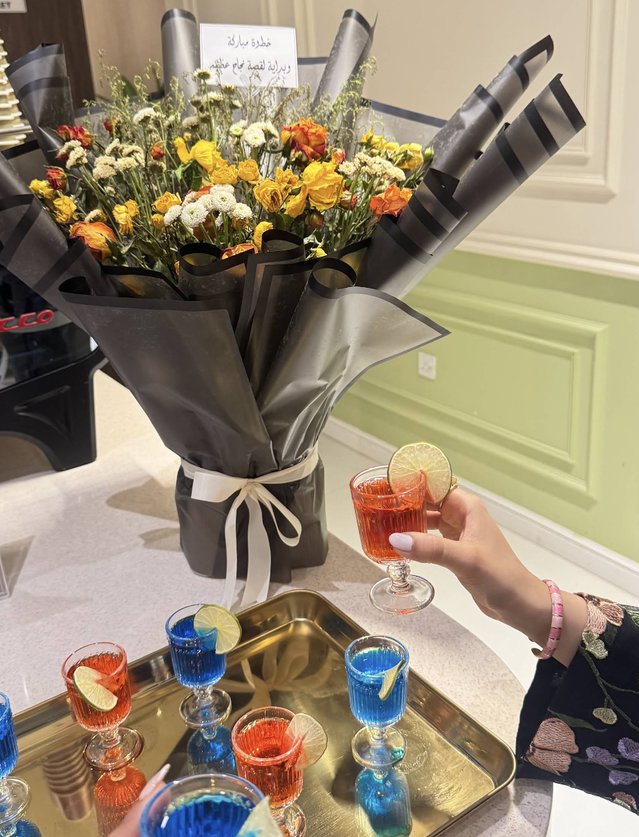 Bouquets and welcome drinks
